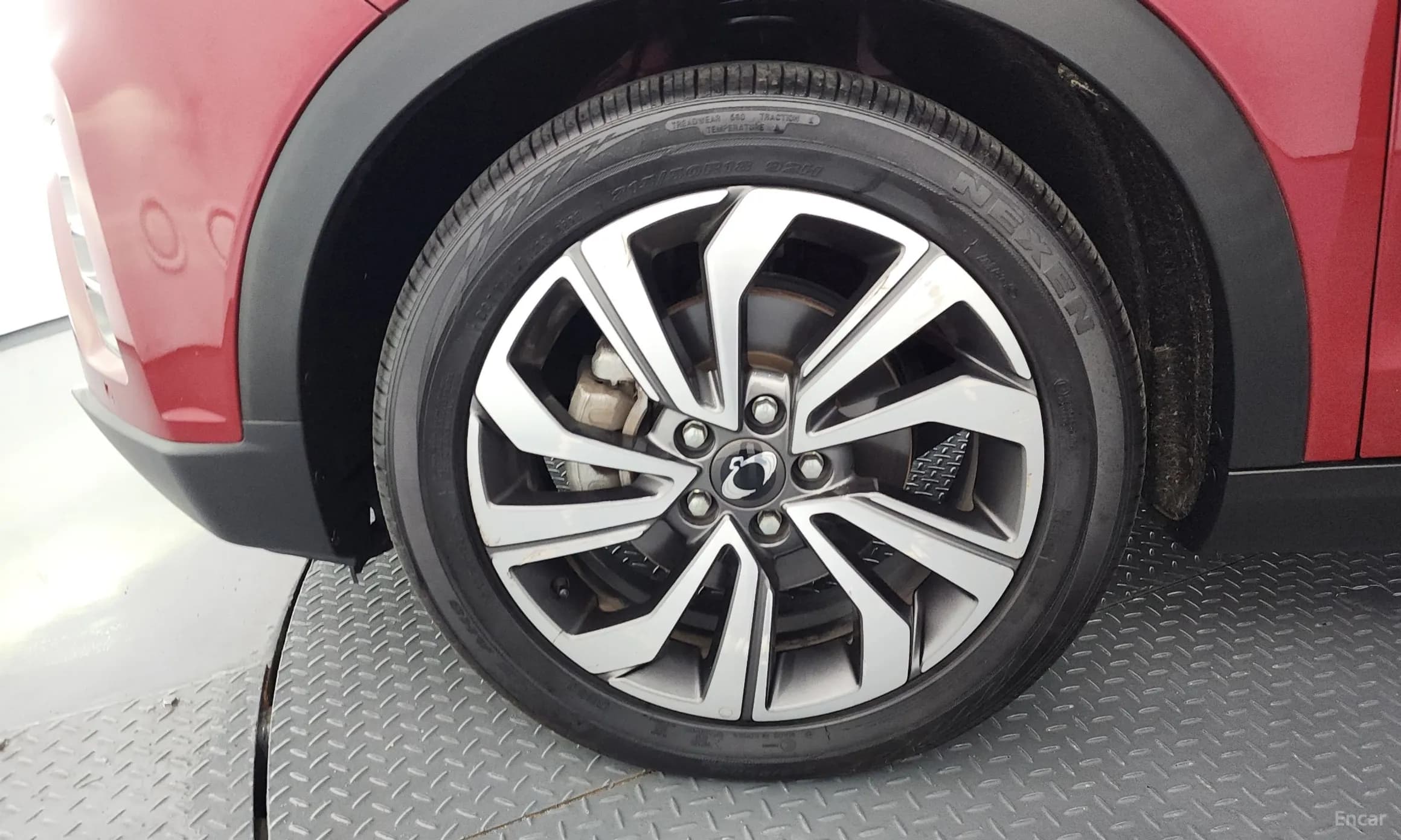 Berry New Tivoli