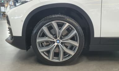 X2 (F39)