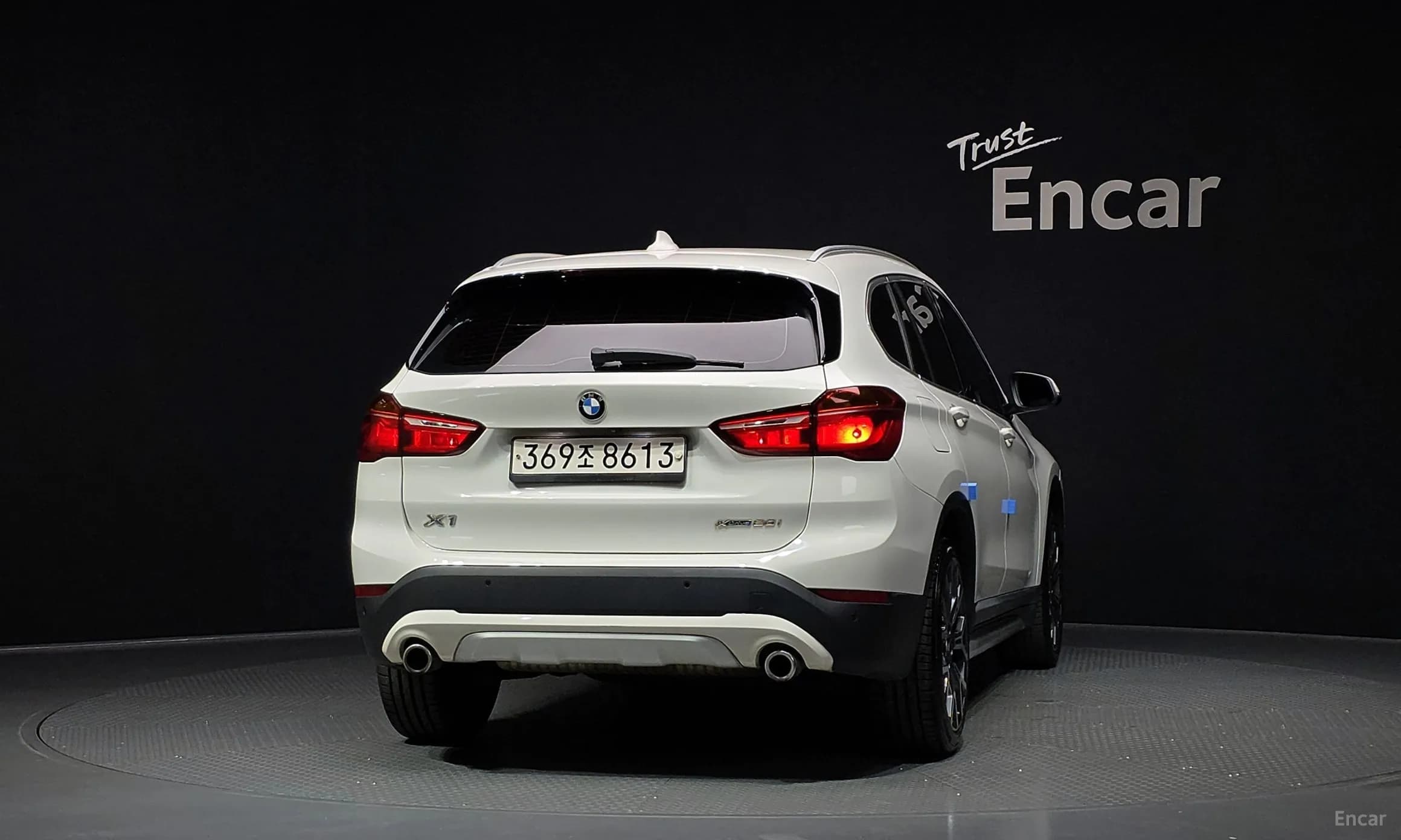 X1 (F48)