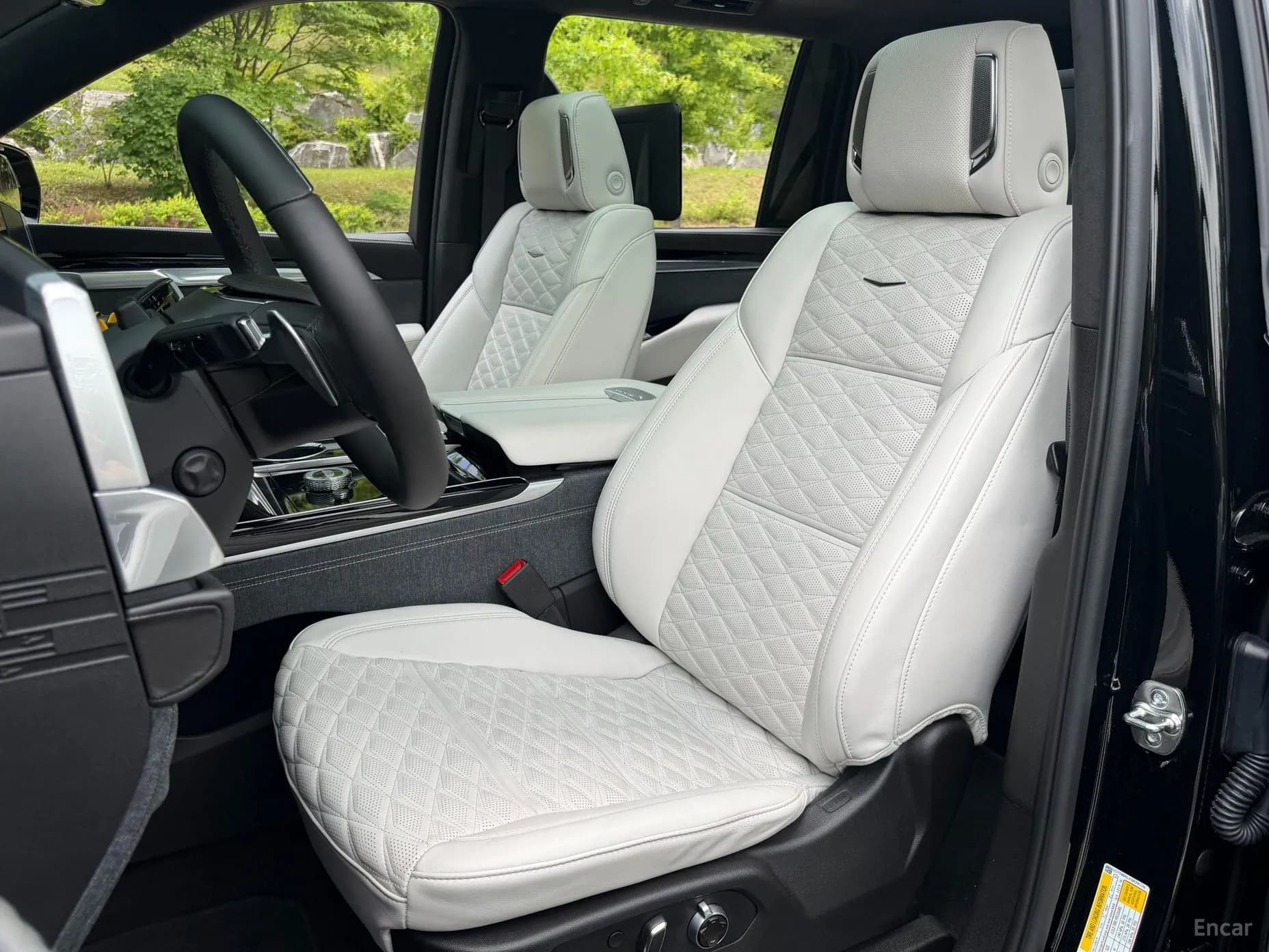 Escalade 5th Generation