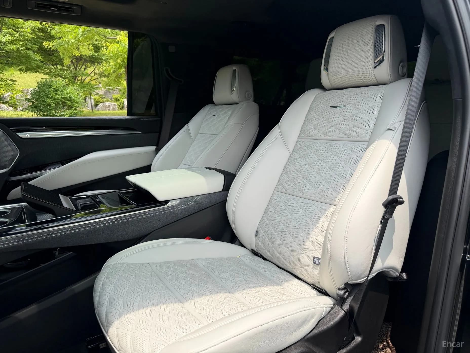 Escalade 5th Generation