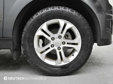 Korando Sports