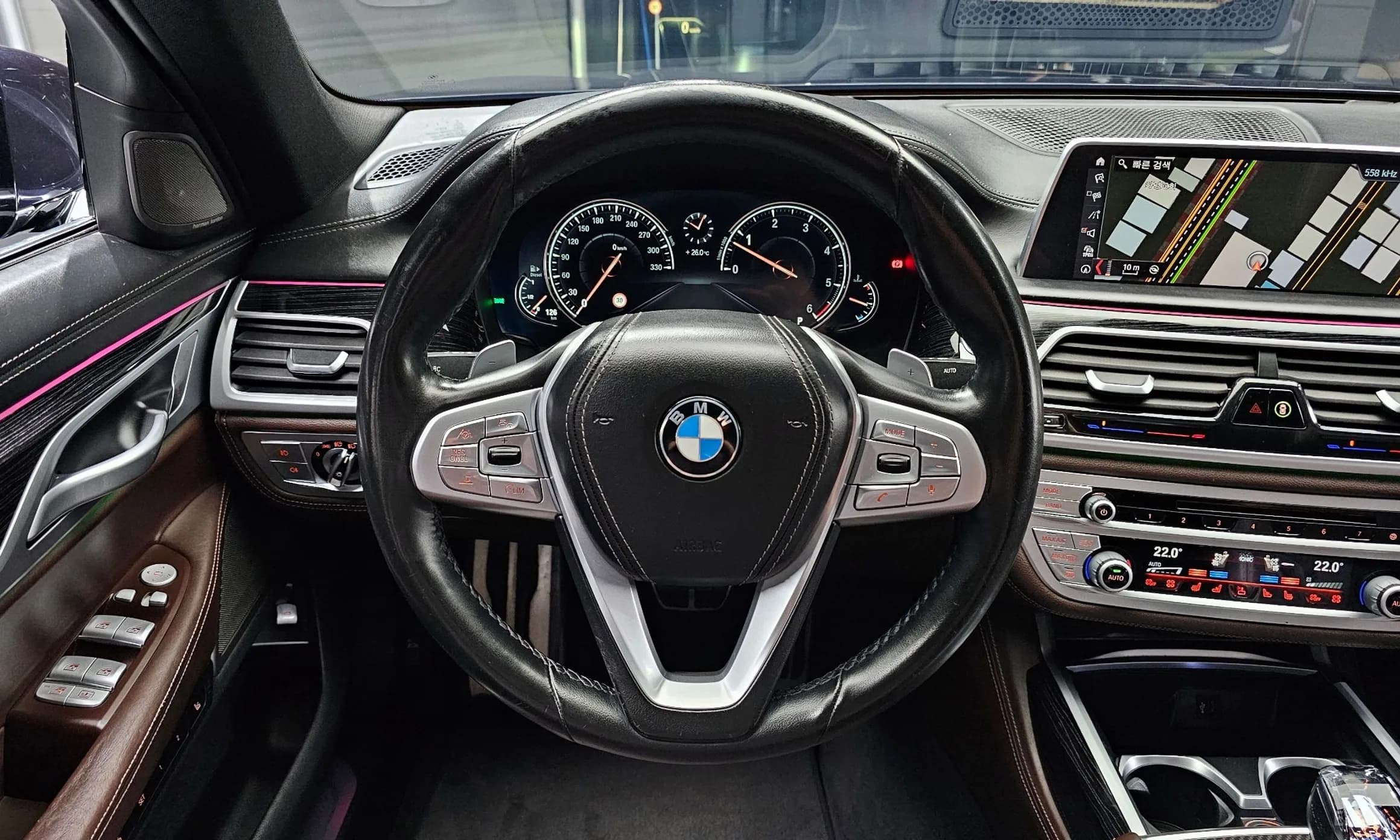 7 Series (G11)