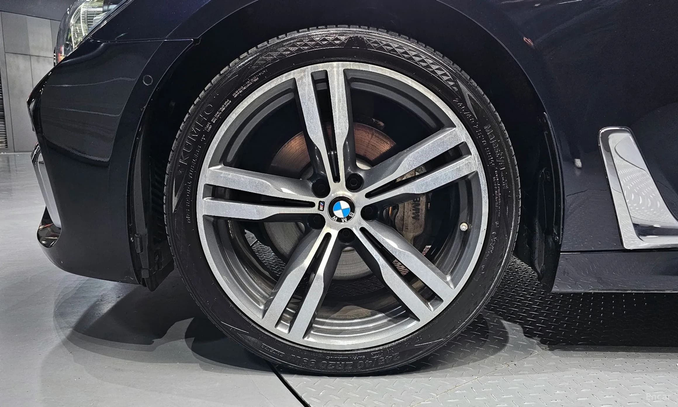7 Series (G11)