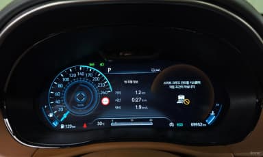 GV70