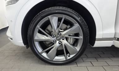 GV70