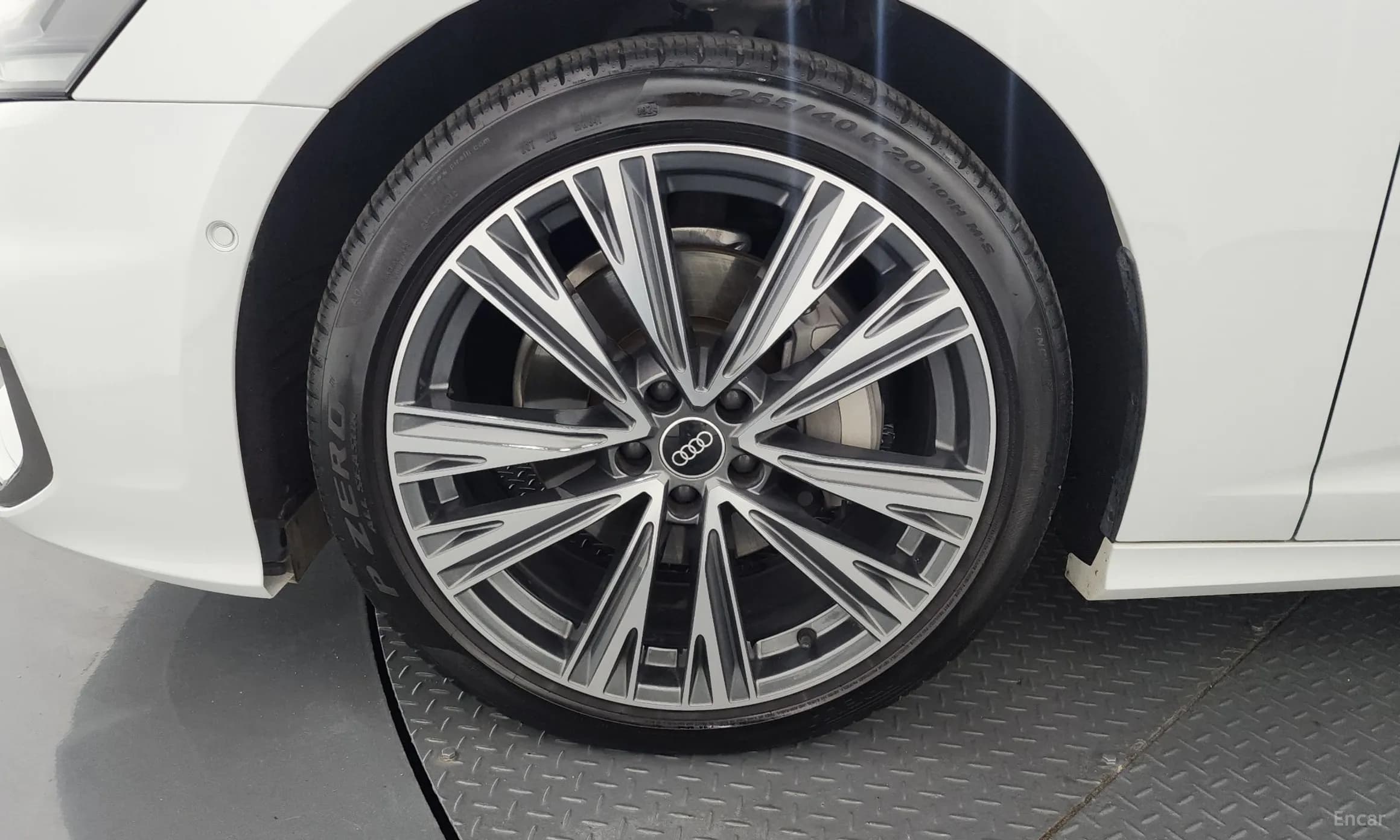 A6 (C8)