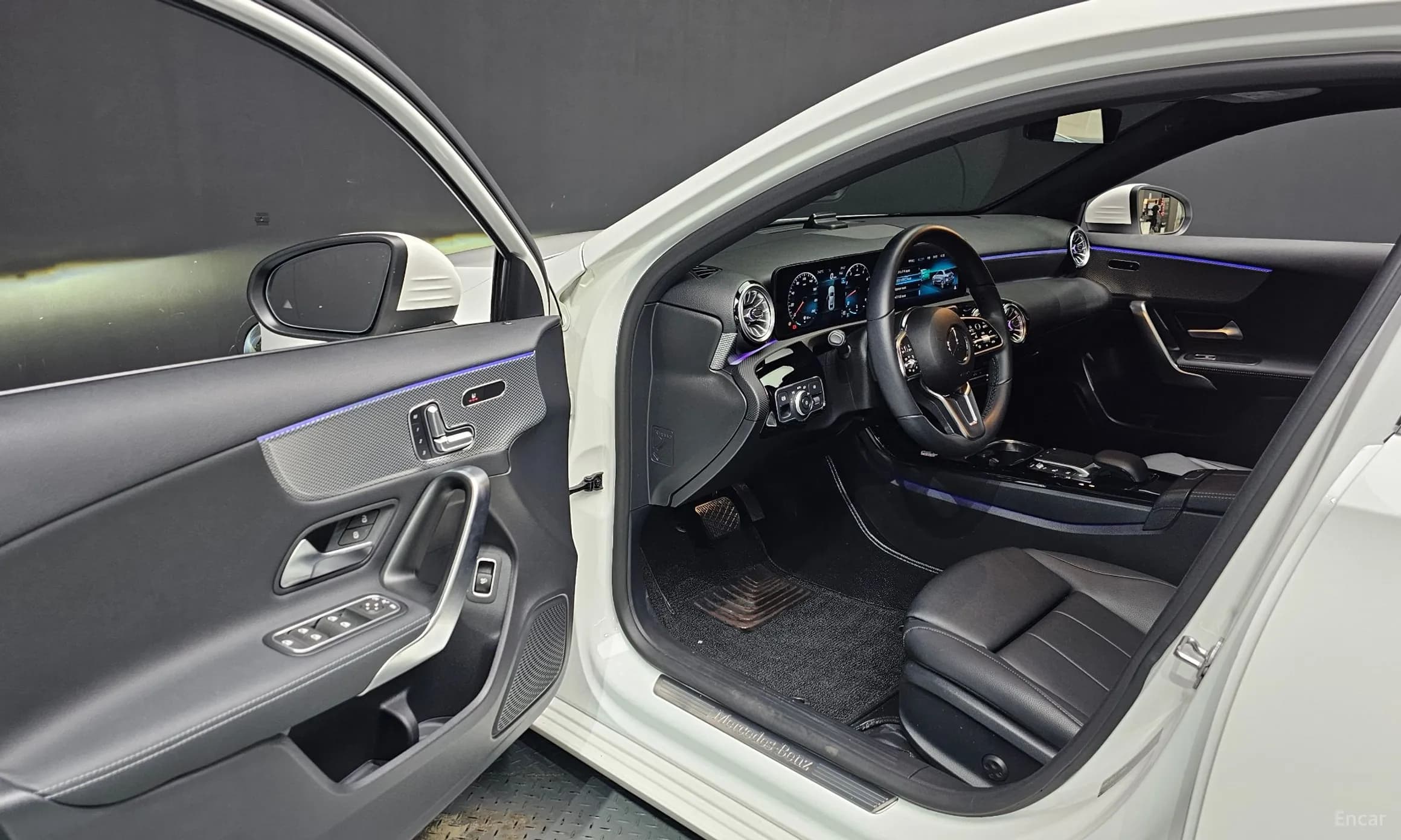 A-Class W177