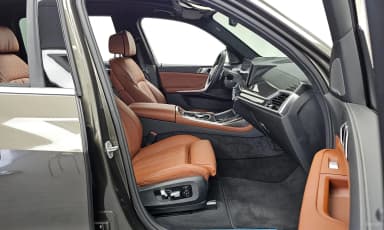 X7 (G07)