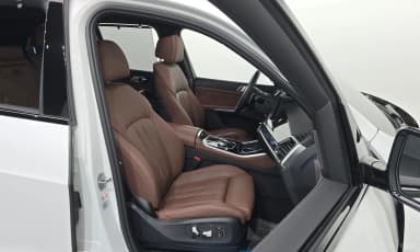 X5 (G05)