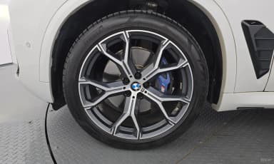 X5 (G05)