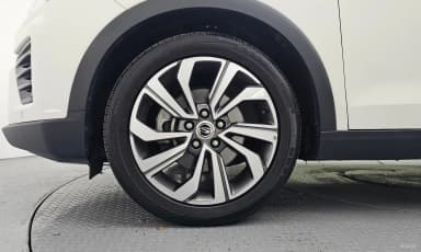 Berry New Tivoli