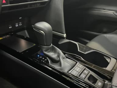 Camry (XV80)