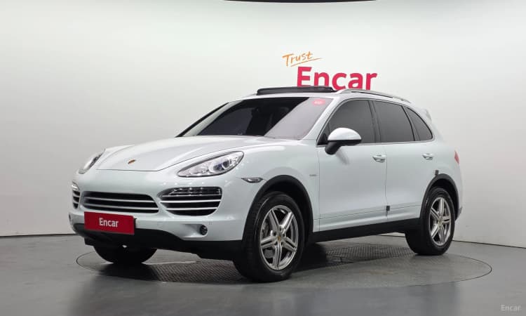 New Cayenne