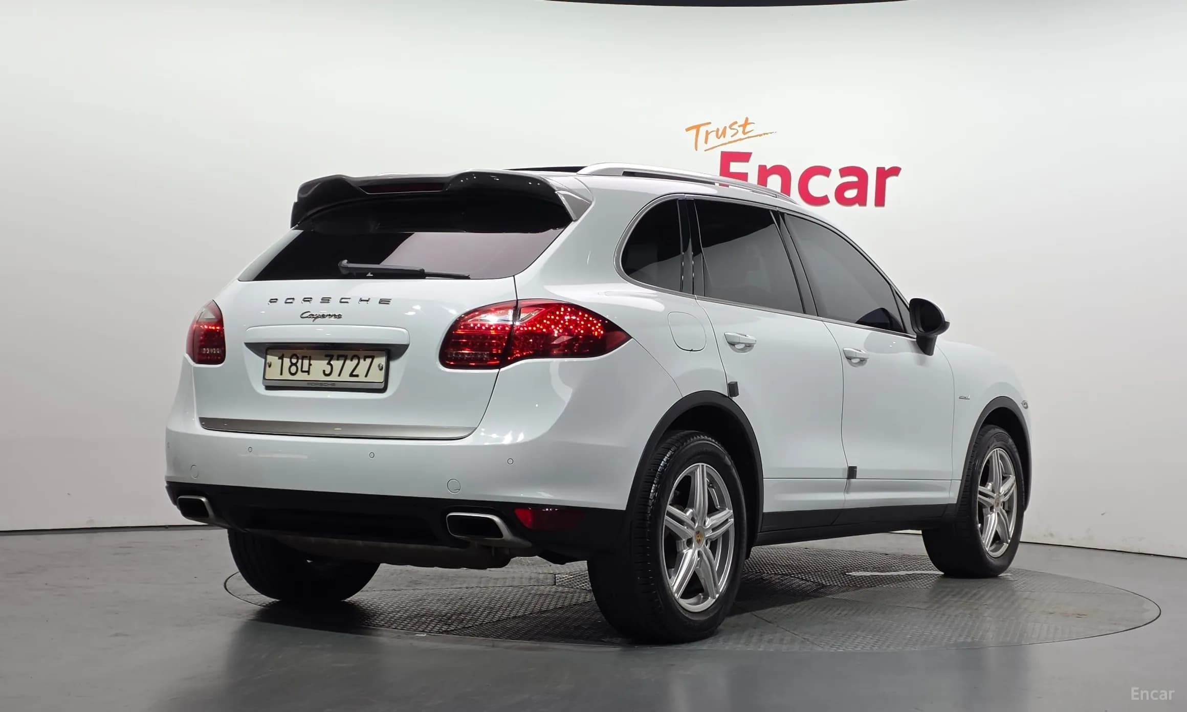 New Cayenne