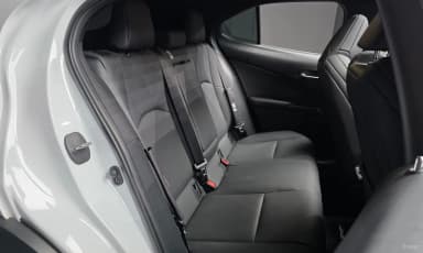 UX250h