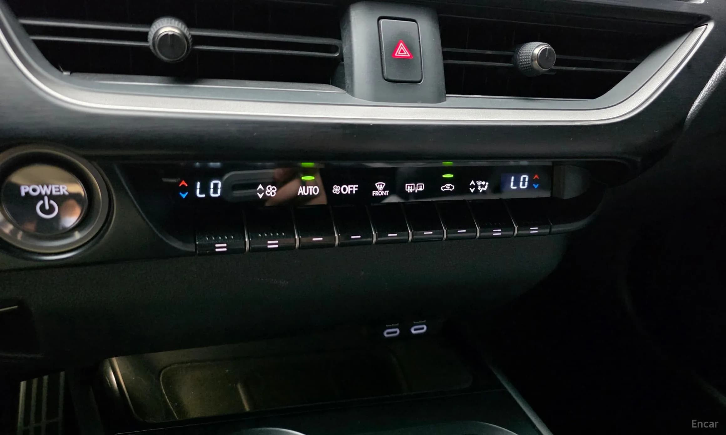 UX250h