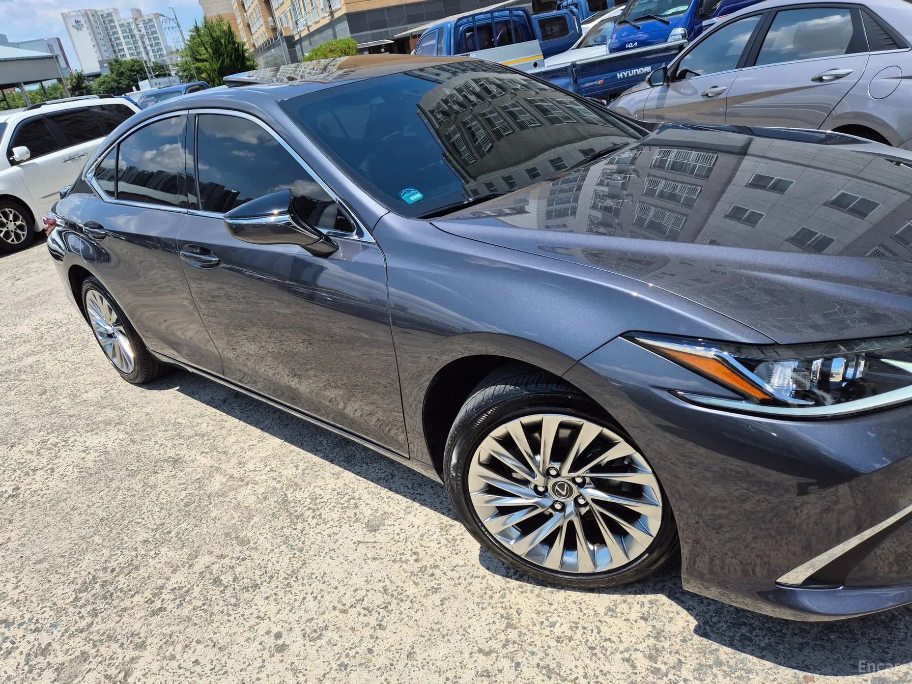 ES300h 7th Generation