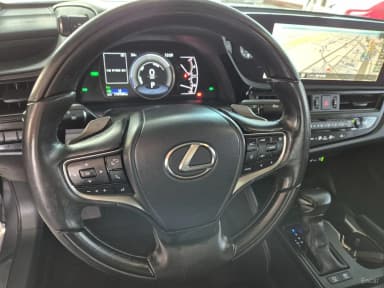 ES300h 7th Generation