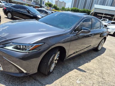 ES300h 7th Generation