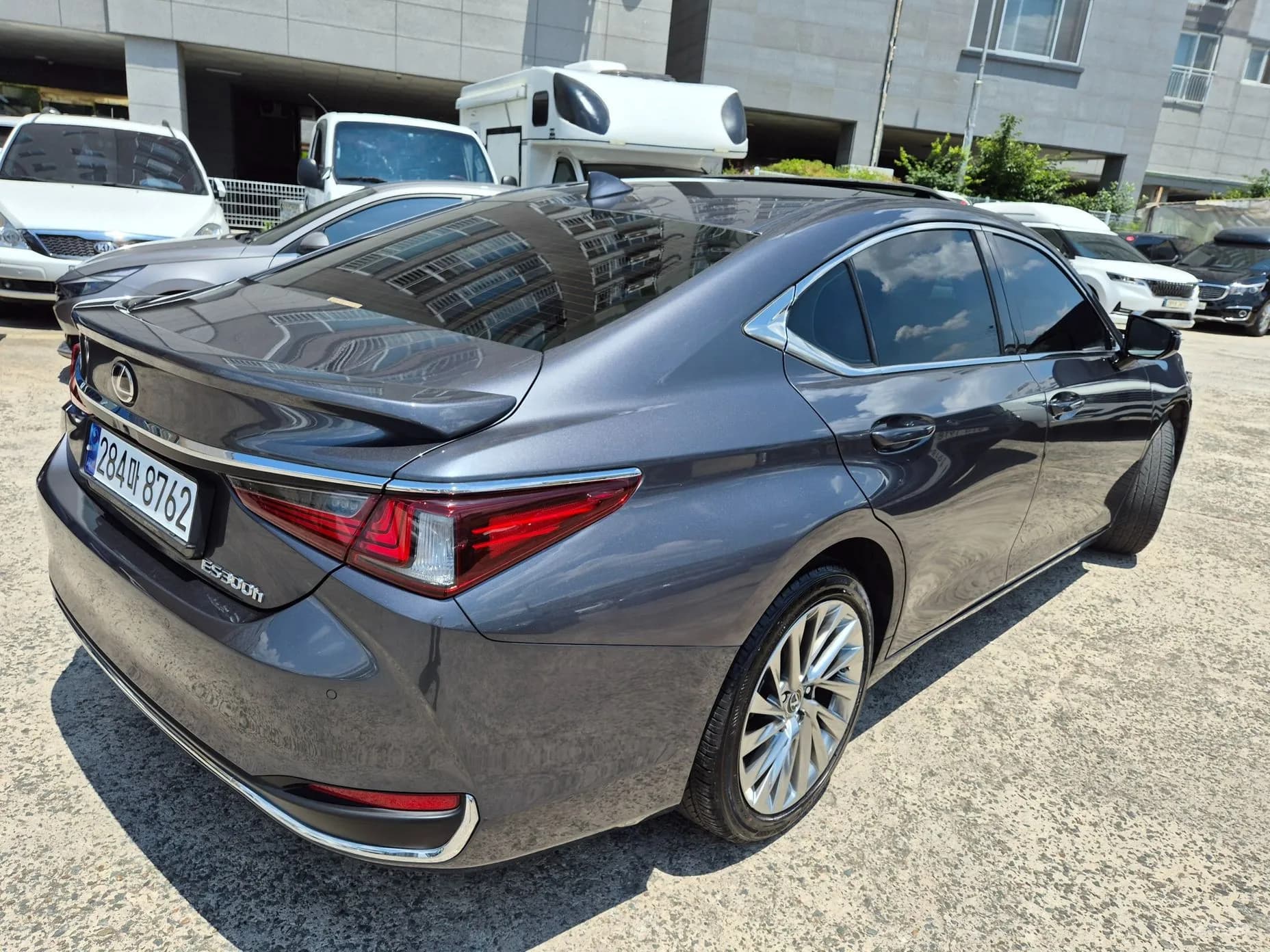 ES300h 7th Generation