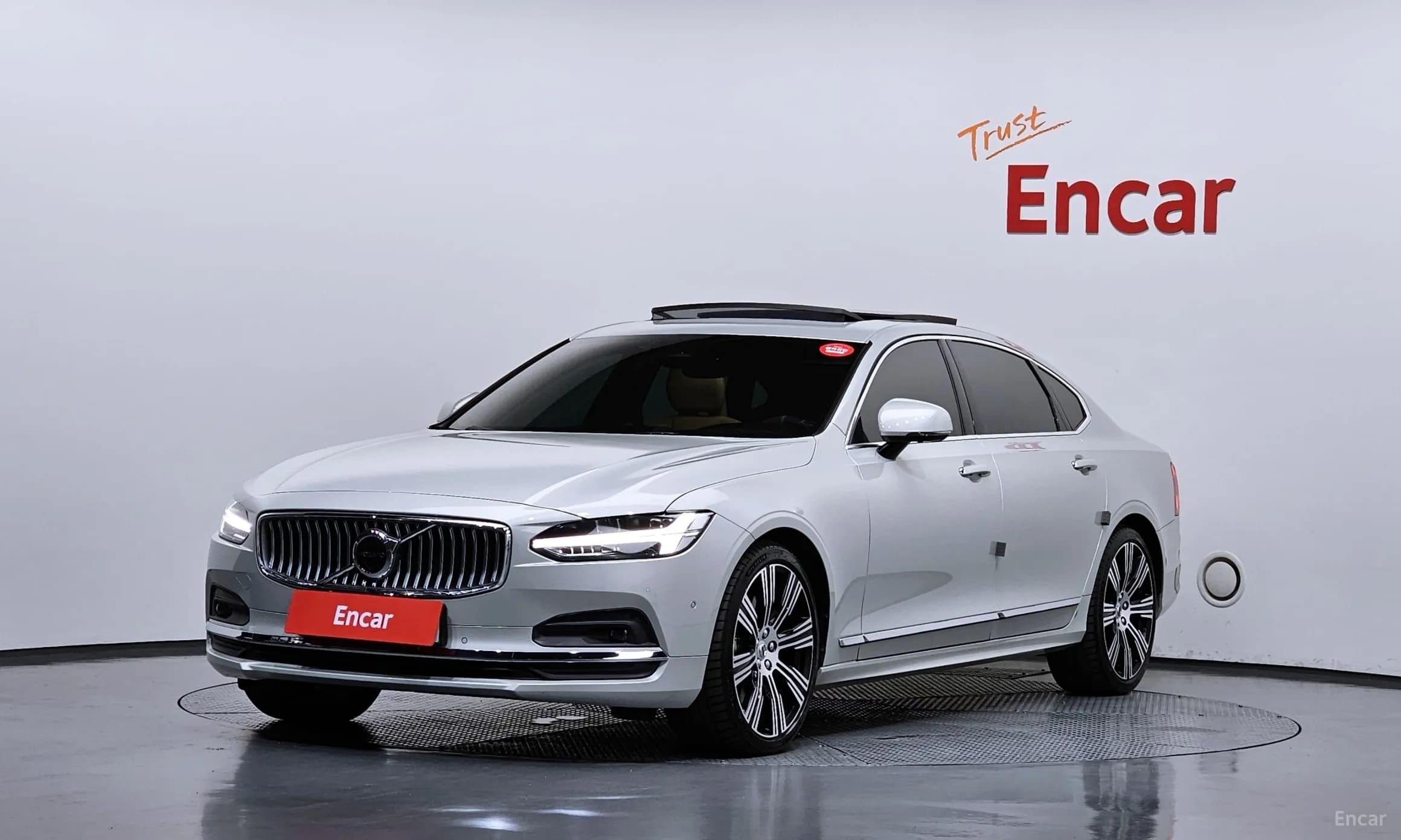 S90