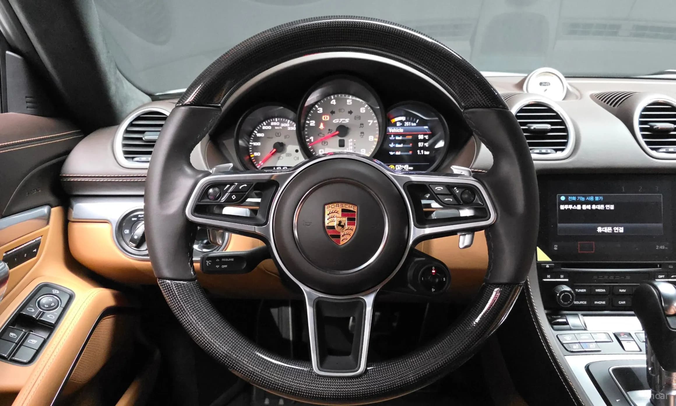 718 Cayman