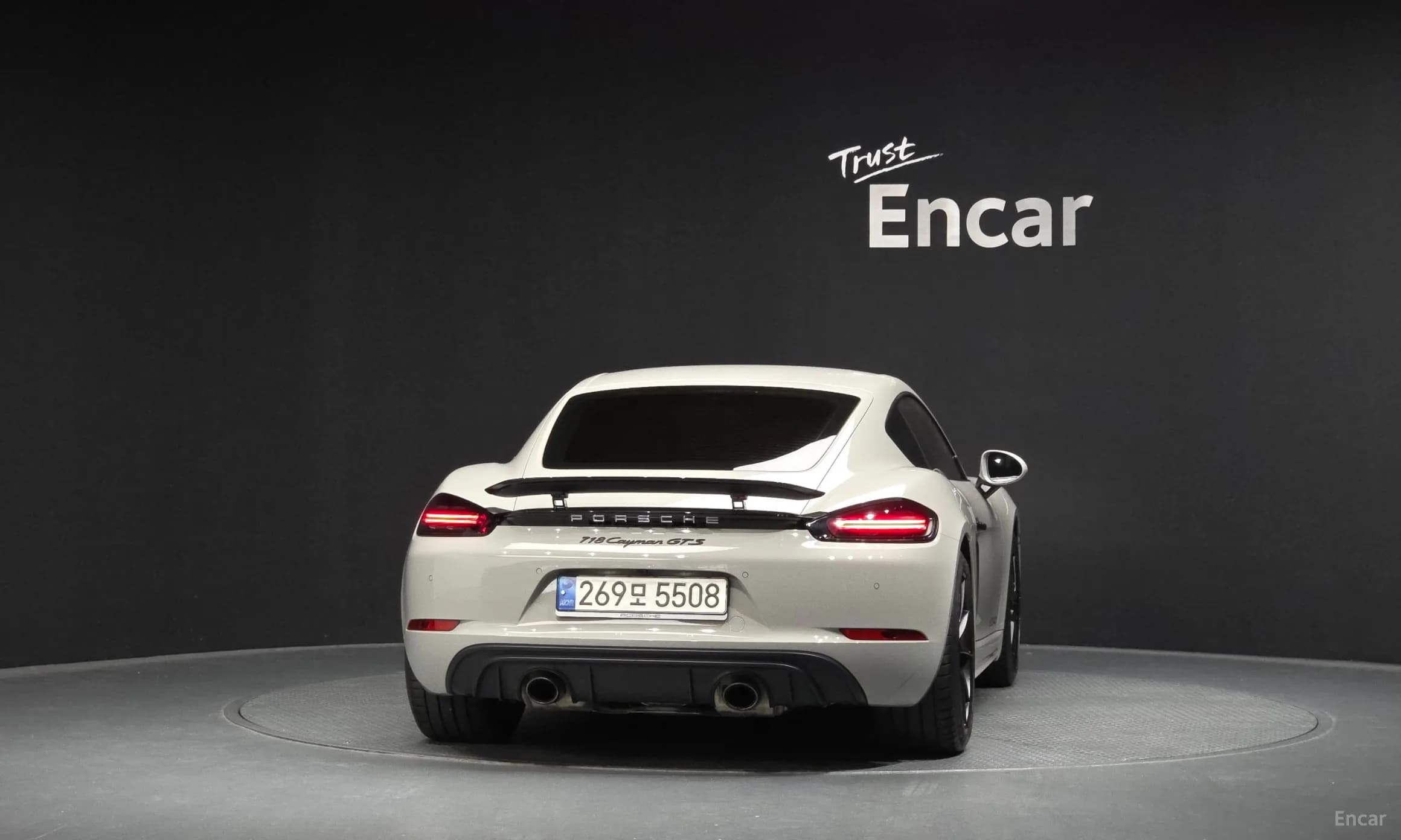 718 Cayman