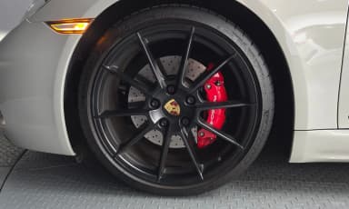 718 Cayman