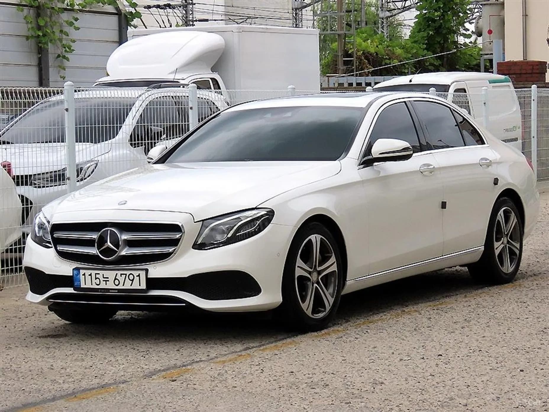E-Class W213