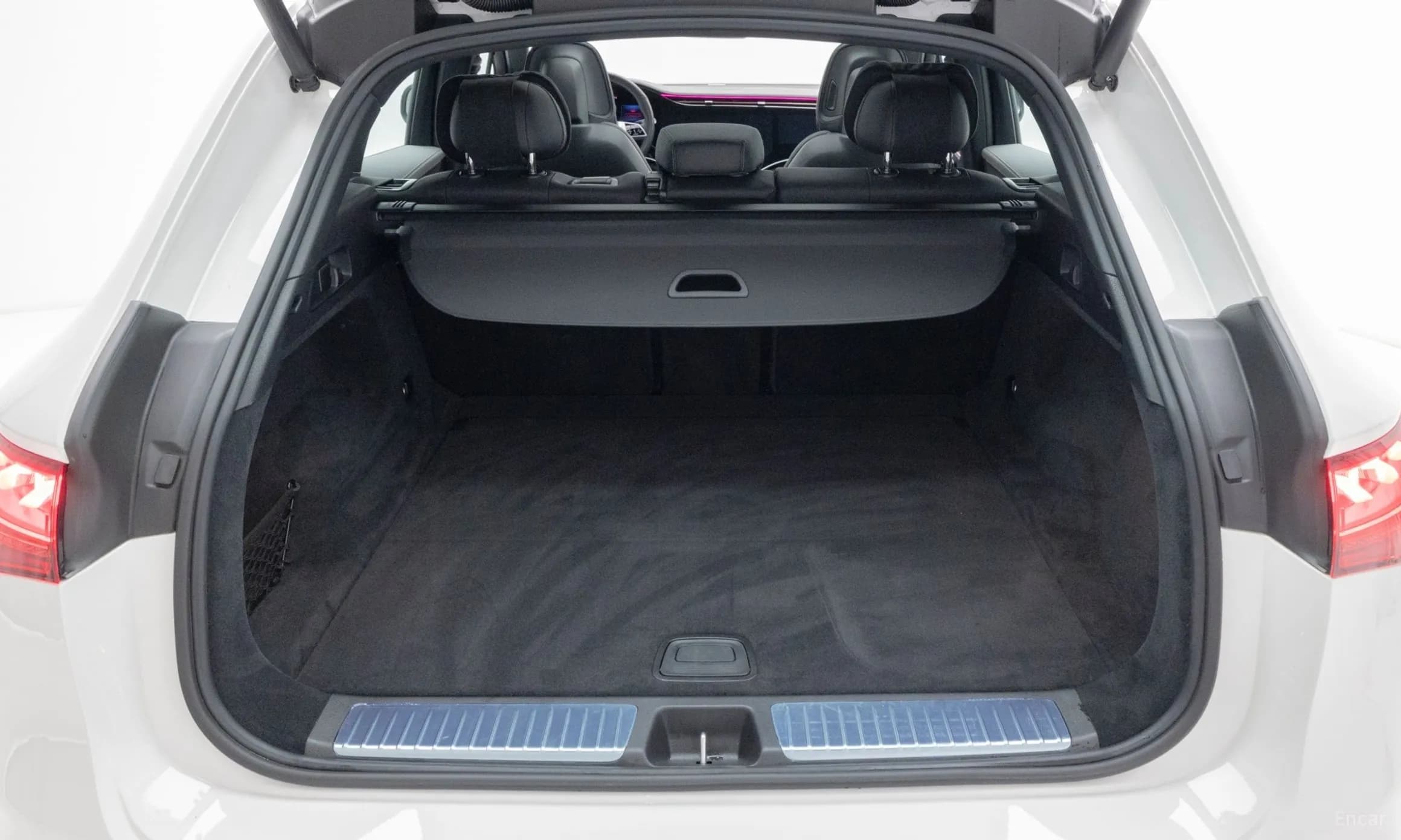 EQE SUV X294
