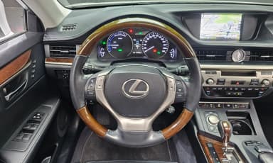 New ES300h
