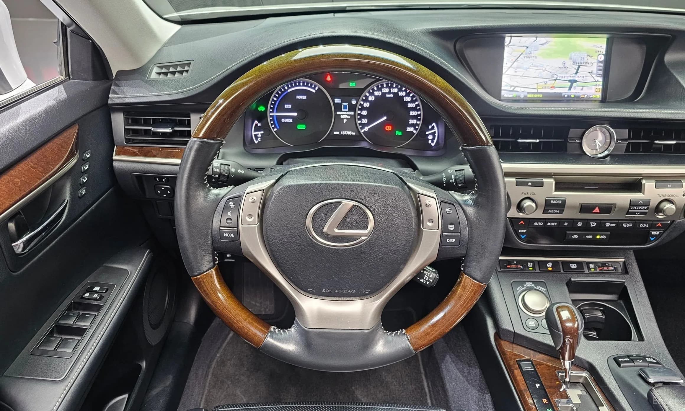 New ES300h
