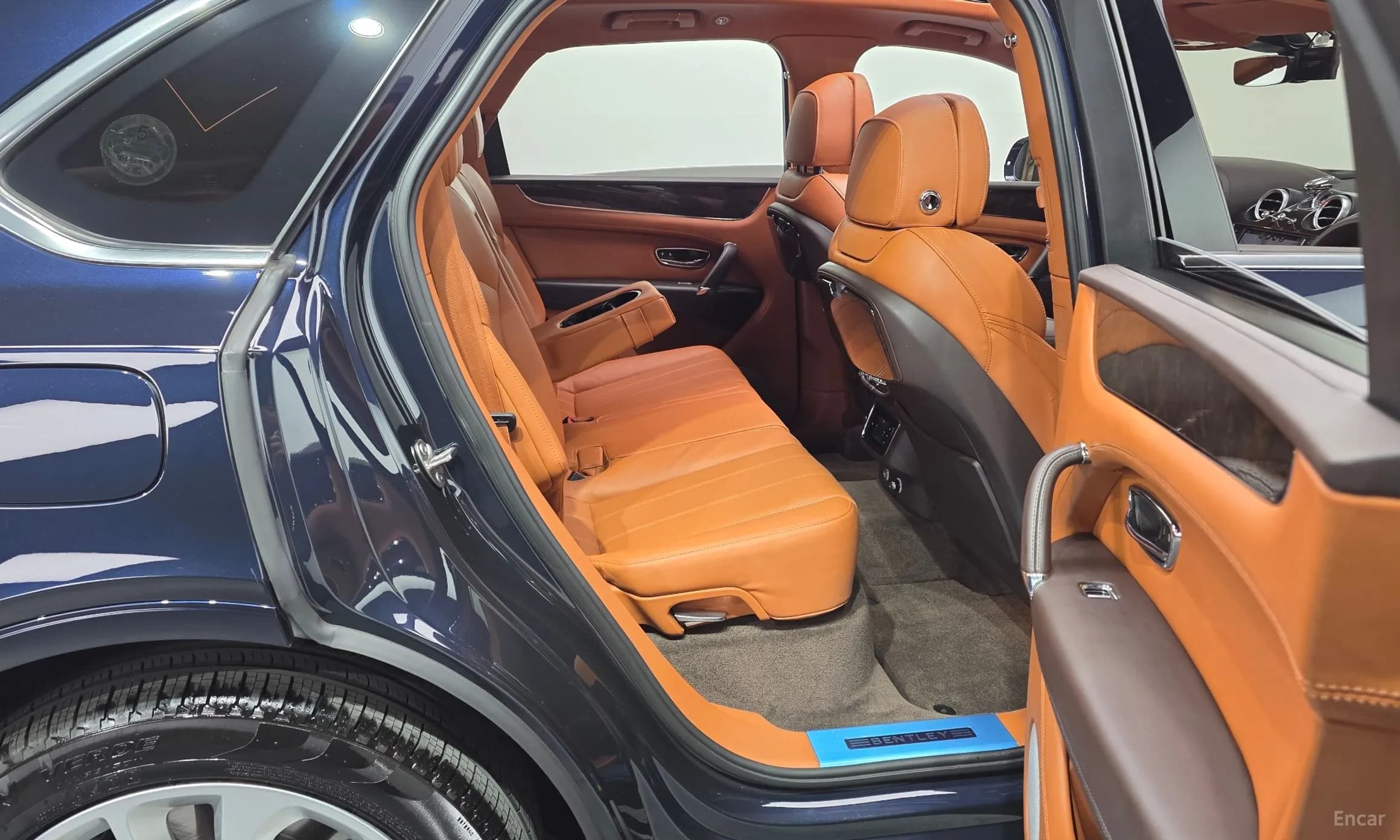 Bentayga