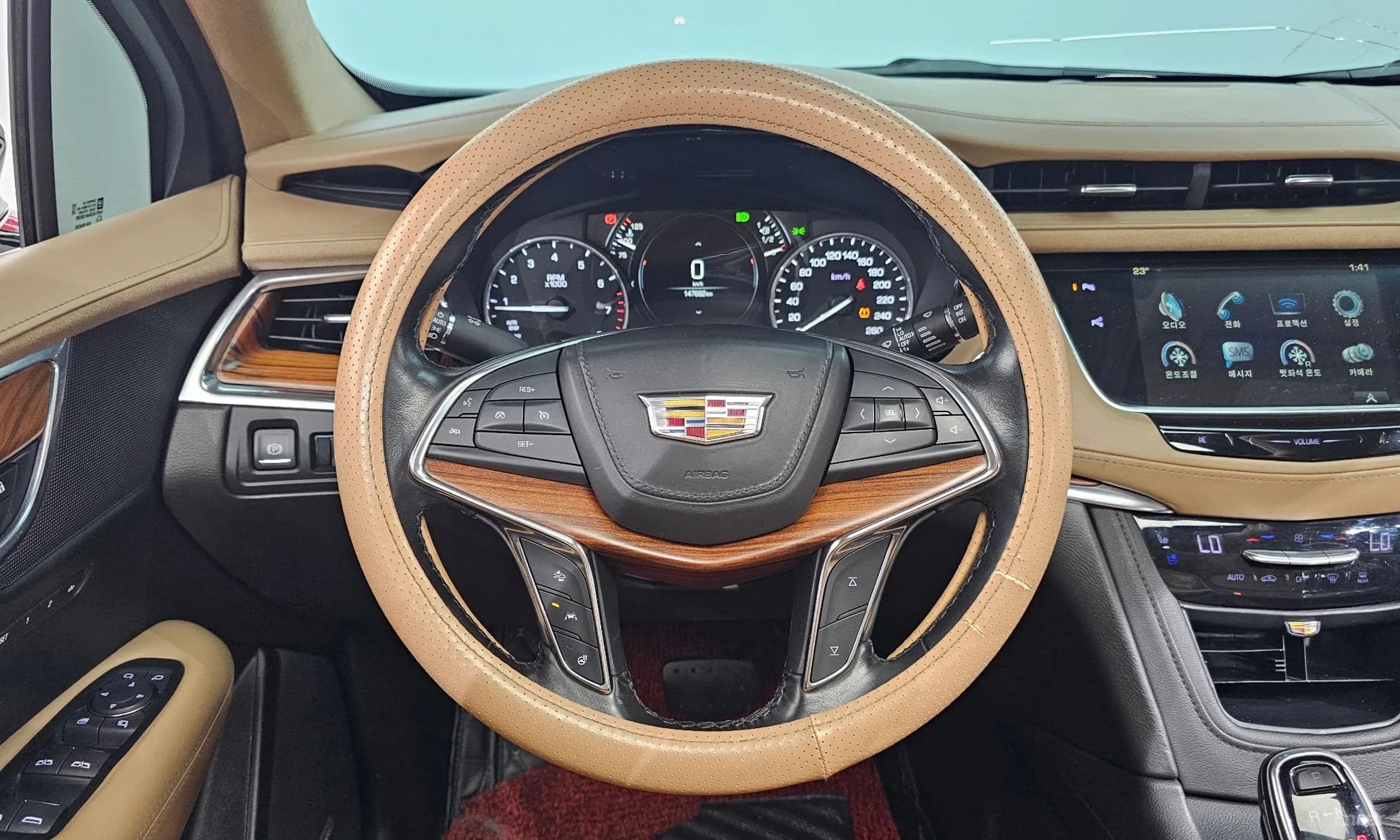 XT5