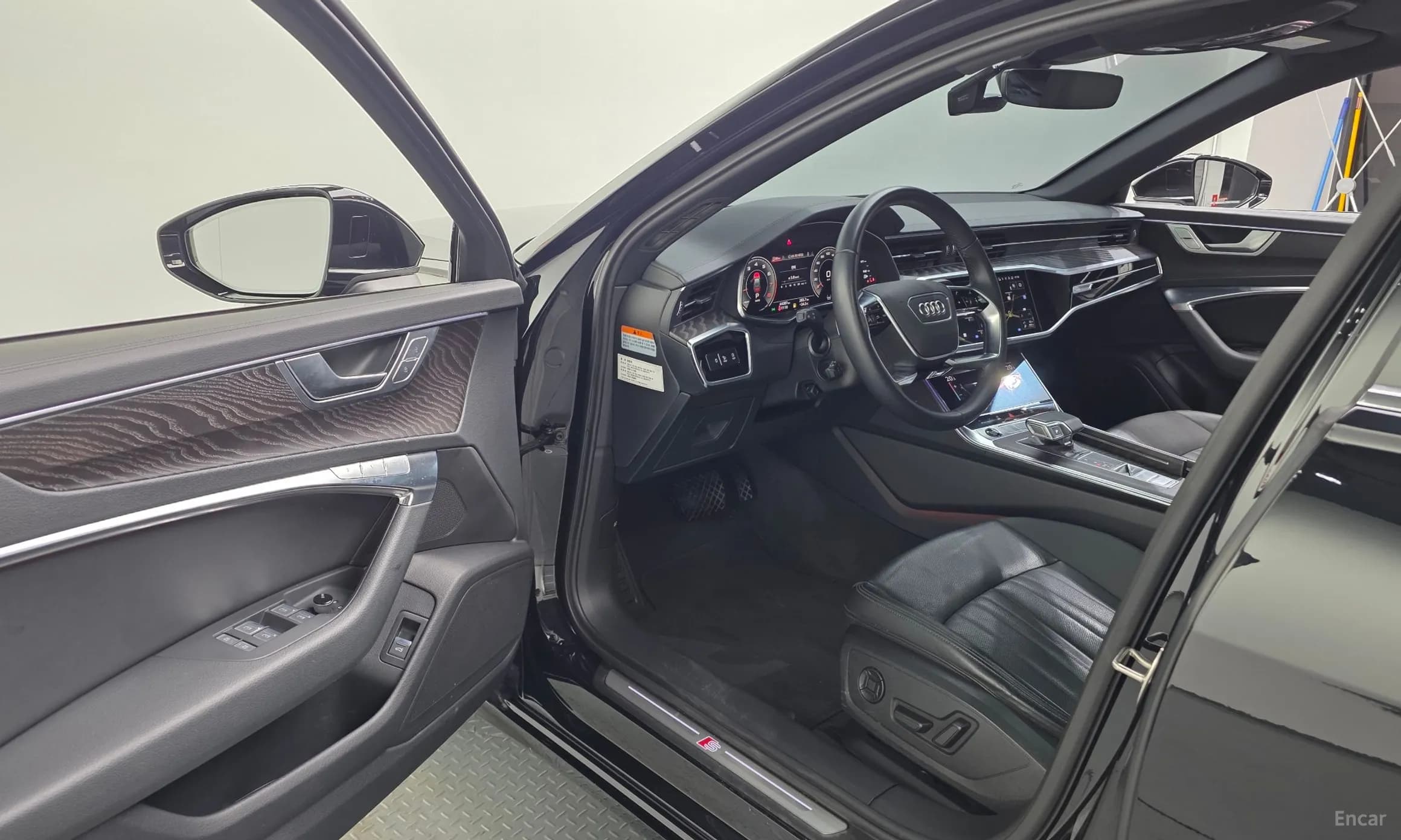 A6 (C8)
