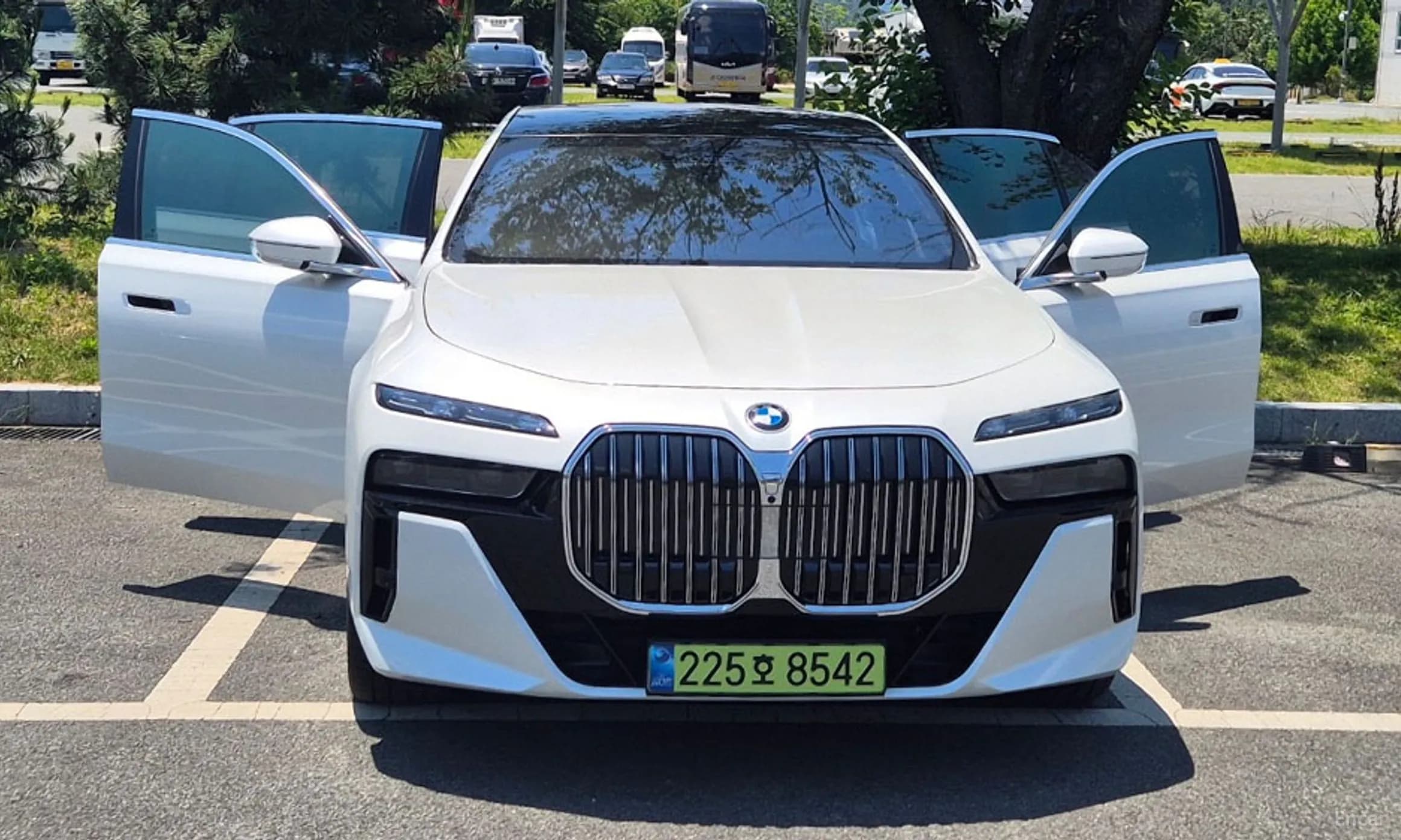 7 Series (G70)