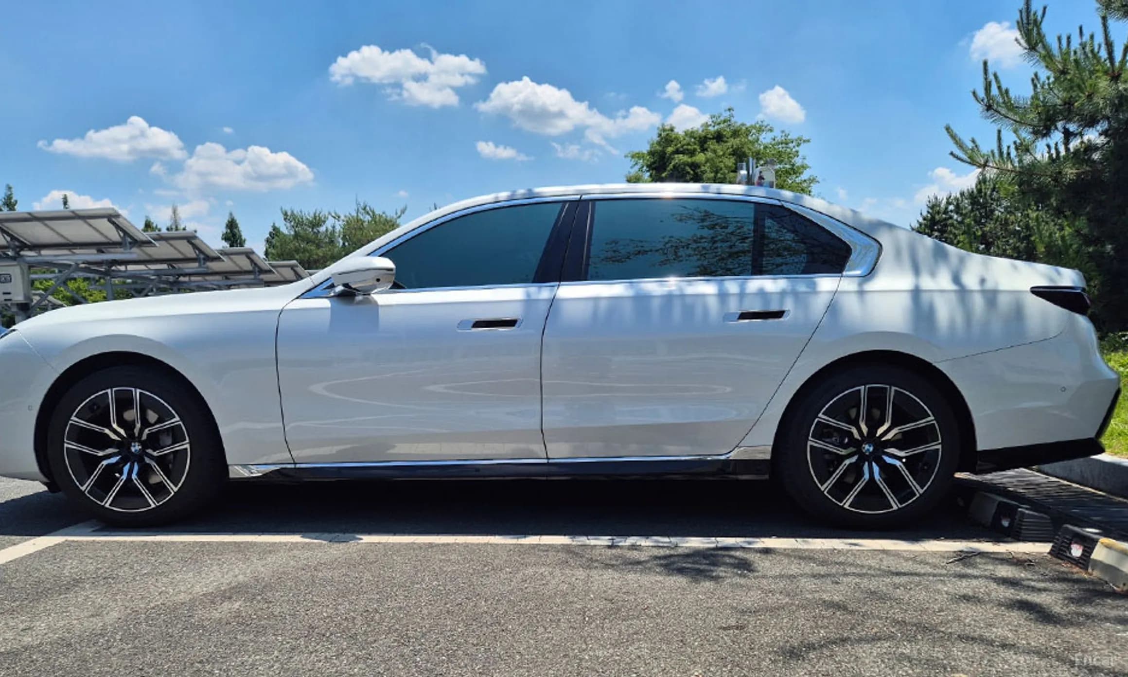 7 Series (G70)