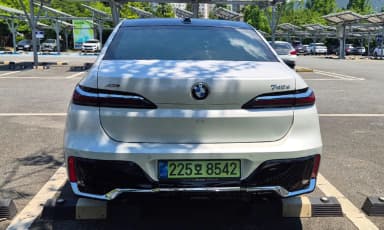 7 Series (G70)