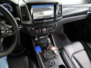 Rexton Sports Khan