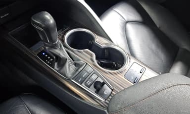 Camry (XV70)