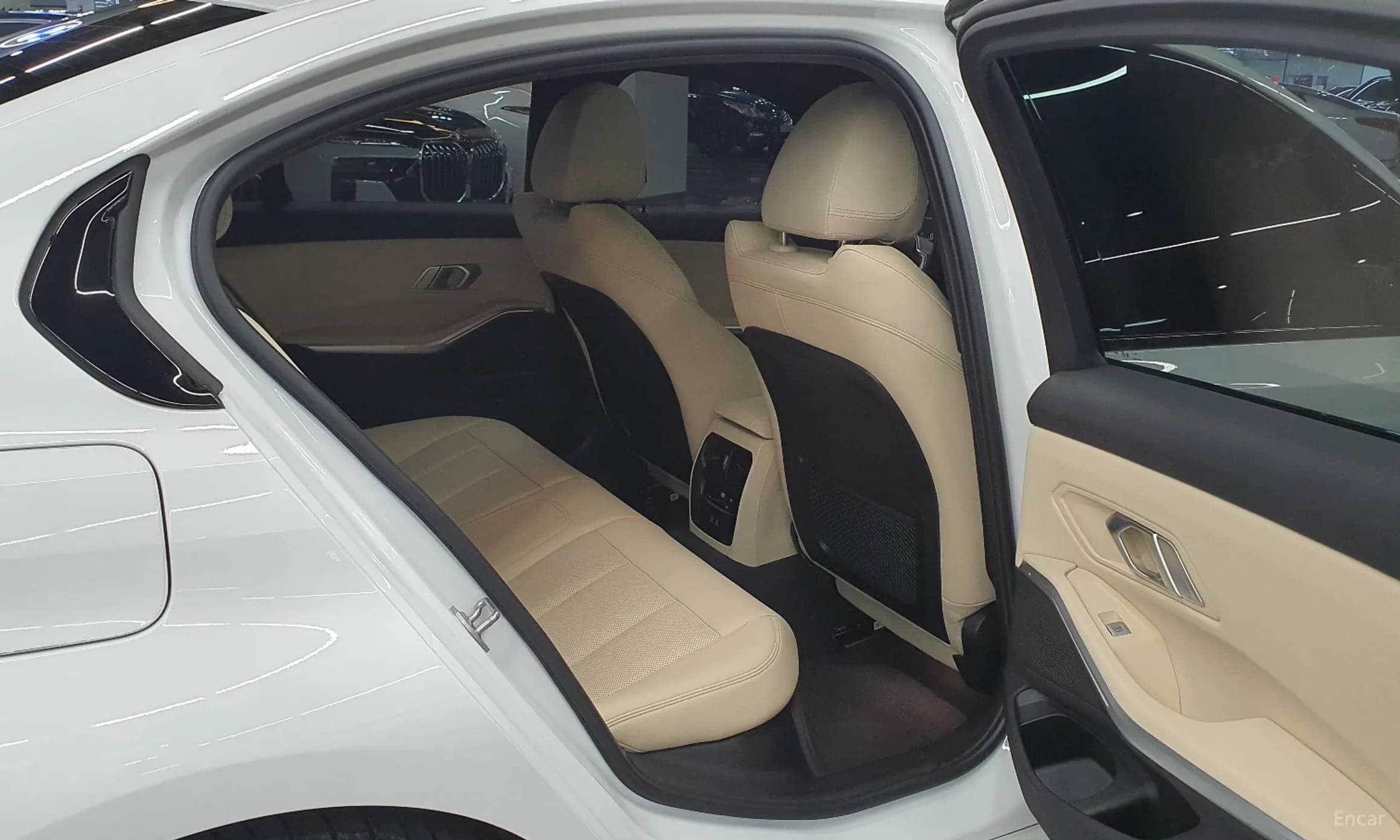 3 Series (G20)
