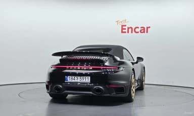 911 (992)