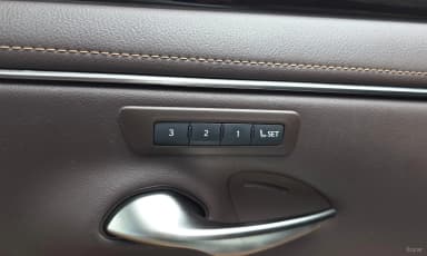 ES300h 7th Generation
