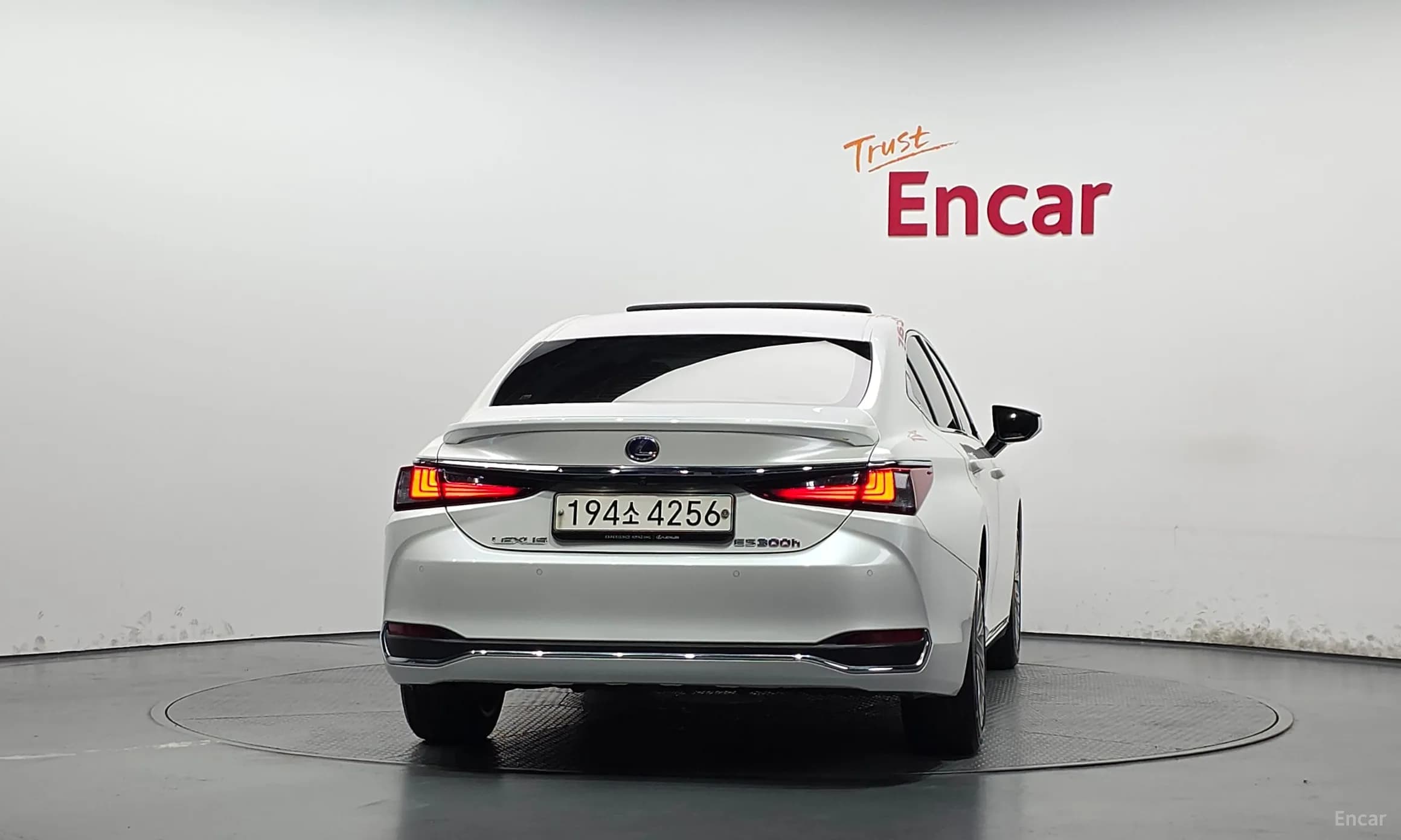 ES300h 7th Generation