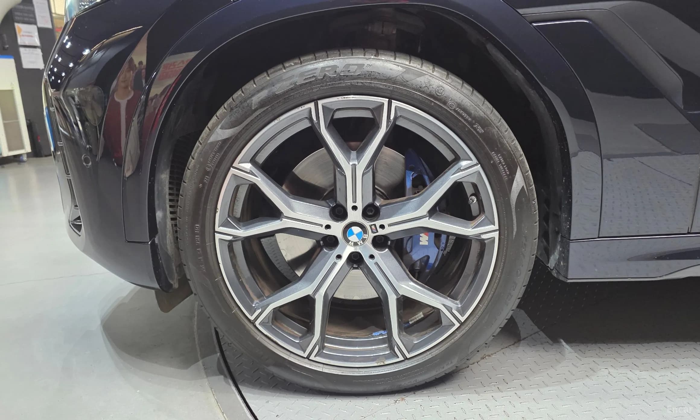 X6 (G06)