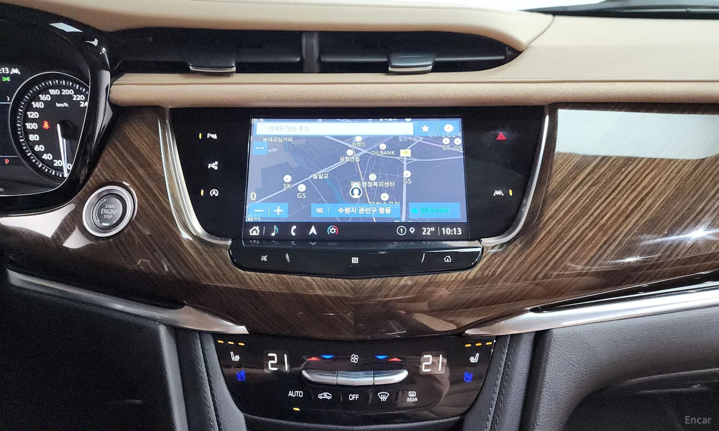XT6