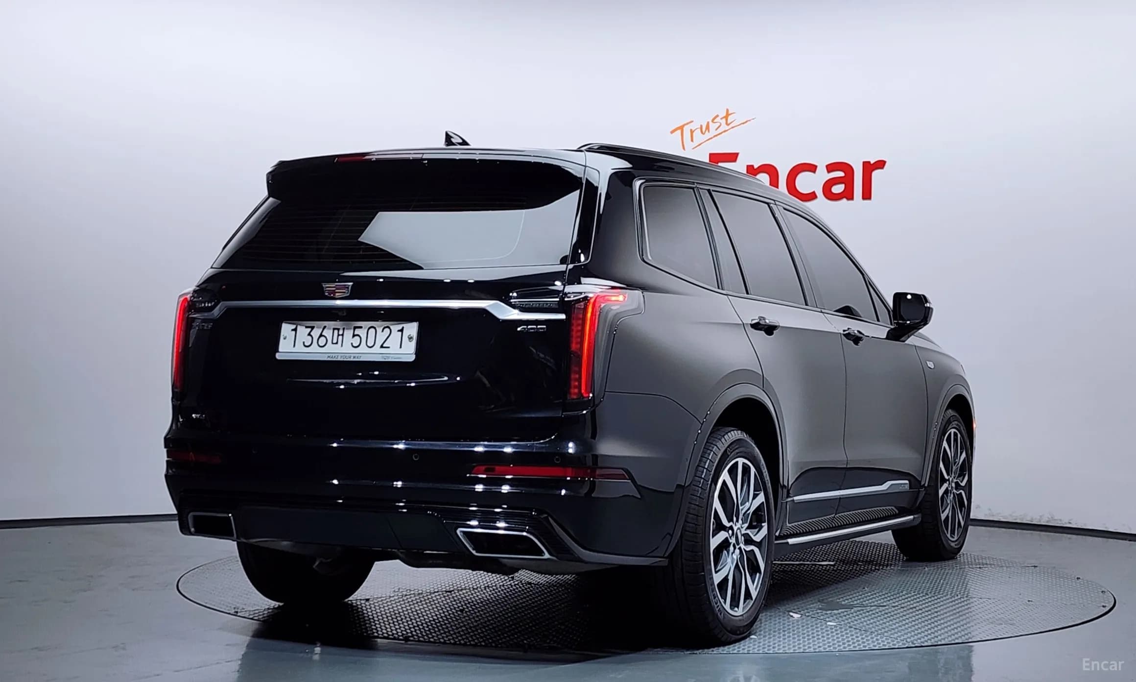 XT6