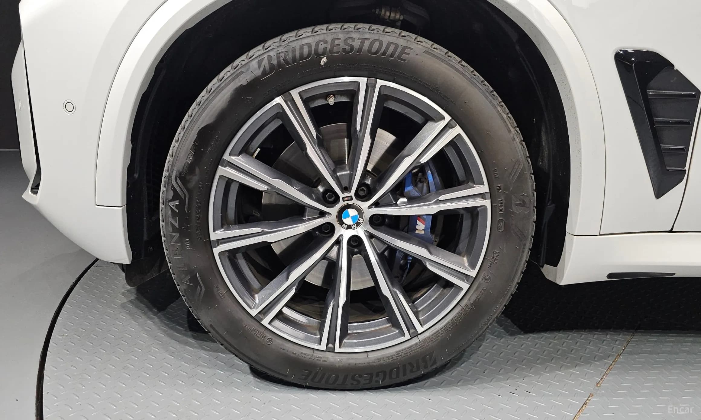 X5 (G05)