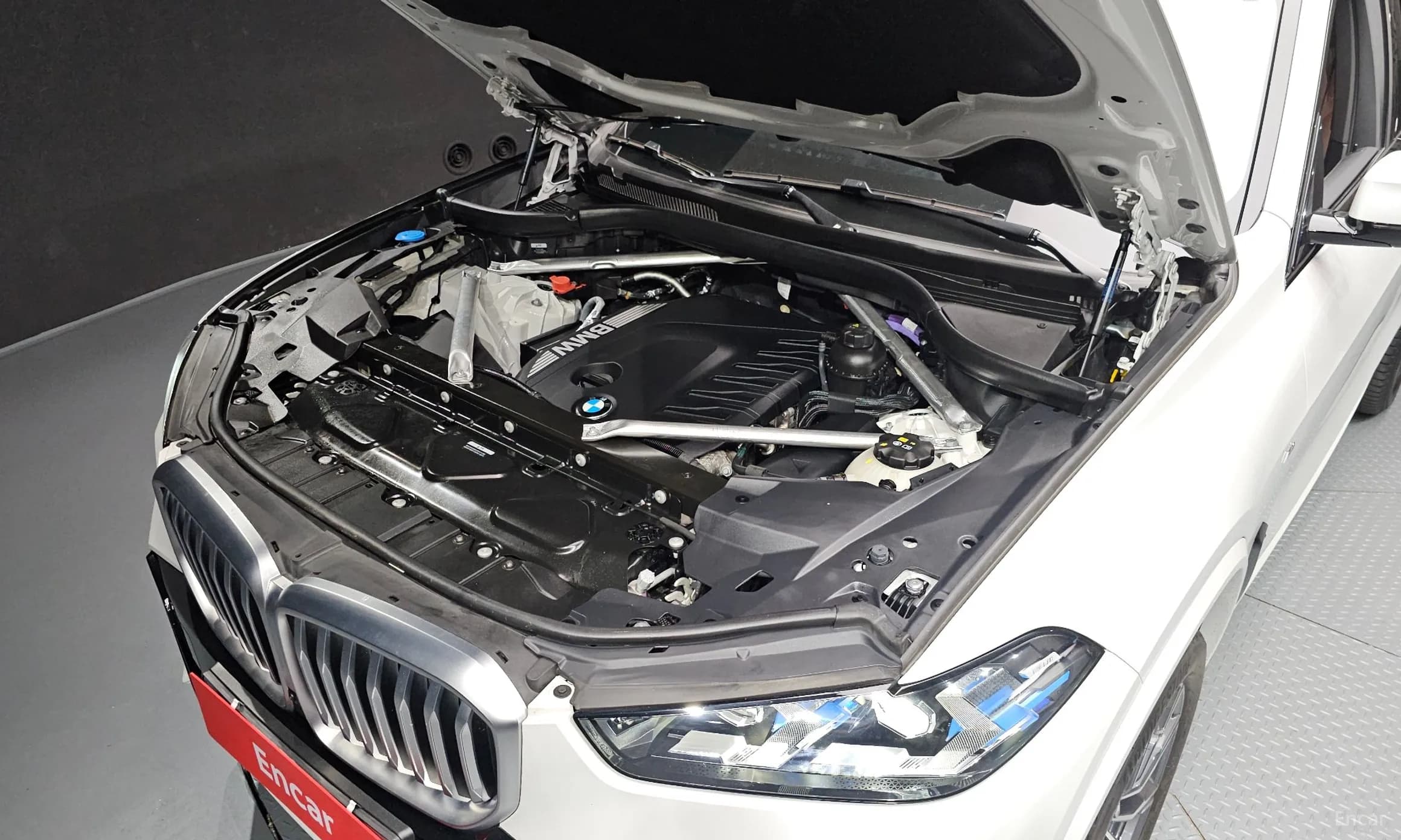 X5 (G05)